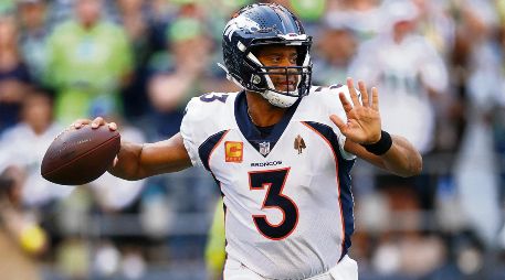 Russell Wilson acumuló 46 mil 966 yardas por pase, lanzó 353 envíos de anotación y registró 114 intercepciones. AFP