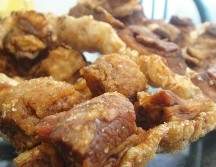 Expertos en nutrición informan que el chicharrón de cerdo aporta colágeno y ácido oleico. ESPECIAL