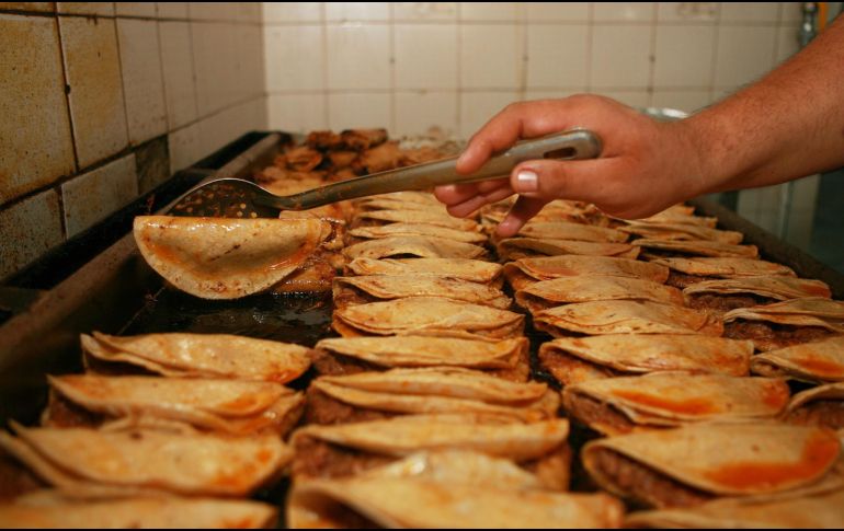 Aunque la barbacoa ofrece beneficios nutricionales, su consumo excesivo también puede tener efectos negativos en la salud.  EL INFORMADOR / ARCHIVO