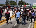 Maestros pertenecientes al CNTE toman la caseta San Marcos México-Puebla para dar el paso libre en ambos sentidos. SUN/L. Camacho