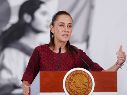 La Presidenta Claudia Sheinbaum celebró al magisterio nacional que trabaja en escuelas públicas de todo México. EFE/I. Esquivel