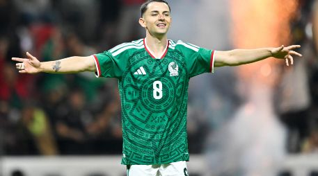 Luis de la Fuente no solo afina a la Selección de España en Puebla, sino que lanzó un inesperado elogio al mediocampista de la Selección Mexicana, Álvaro Fidalgo, encendiendo los ánimos de la afición de nuestro país. IMAGO7
