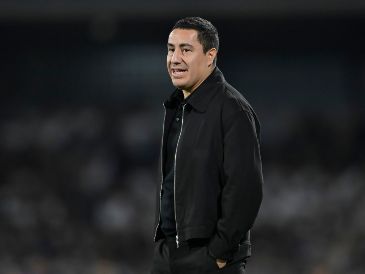 La directiva universitaria confirmó el fin del ciclo de Efraín Juárez al frente del equipo. IMAGO7.