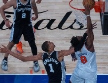 Victor Wembanyama lideró a los Spurs con 32 puntos para vencer a los Knicks y mantenerse con vida en las Finales. EFE/ A. Colmenares.