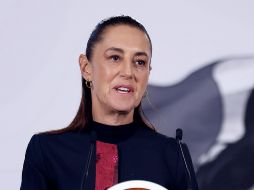 Claudia Sheinbaum fue cuestionada sobre su posible presencia en el Fan Fest del Zócalo, donde antes había adelantado que asistiría para seguir el partido inaugural del torneo. EFE / S. Gutiérrez
