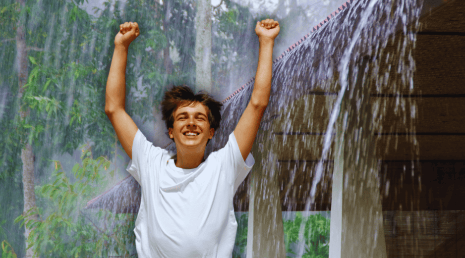 La lluvia ofrece beneficios psicológicos sorprendentes, especialmente para potenciar la productividad laboral y la relajación mental. ESPECIAL / CANVA