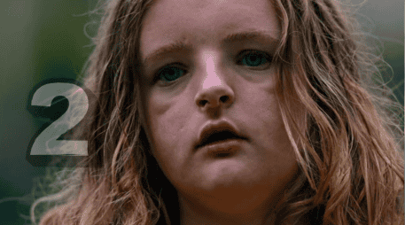 Estrenada en 2018, Hereditary fue escrita y dirigida por Ari Aster, quien debutó como director de largometrajes con esta producción distribuida por A24.  ESPECIAL
