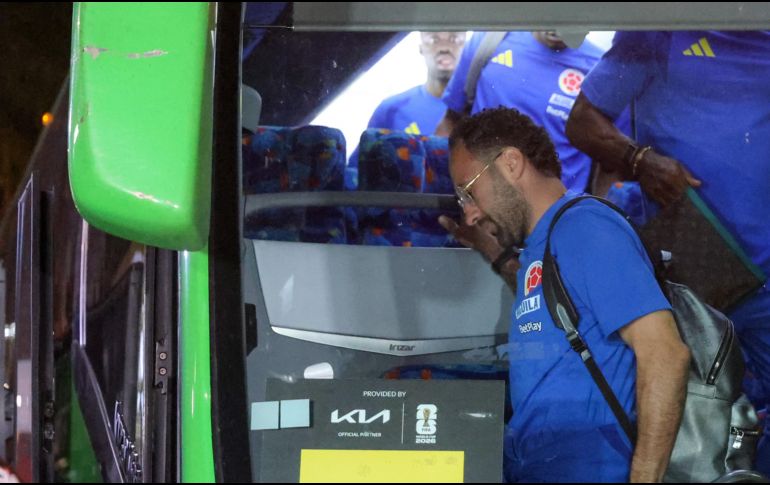 Luis Díaz, James Rodríguez y Camilo Vargas desataron la euforia de cientos de seguidores durante la llegada del combinado cafetalero. IMAGO7.