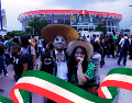 "El Estadio Azteca no es el más moderno, incluso huele a viejo, y tampoco el más lujoso. Sin embargo, cuando se menciona su nombre en cualquier conversación sobre futbol, ocupa un lugar que el dinero no puede comprar y que la ingeniería por sí sola no puede construir", señala Riva Palacio. SUN / ARCHIVO