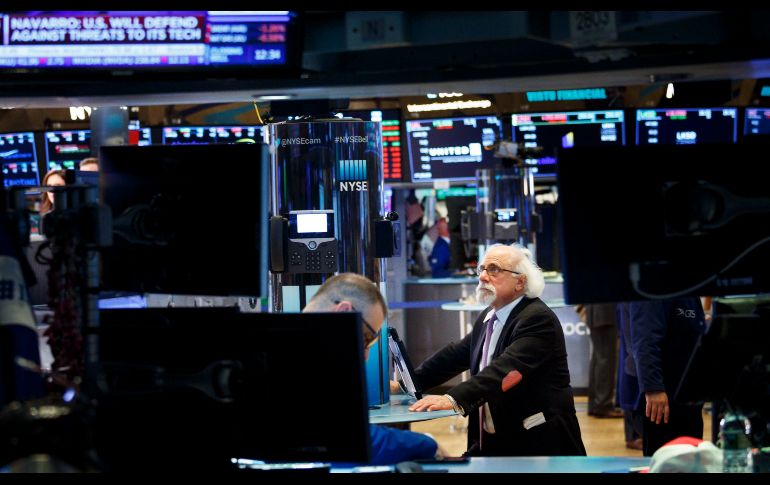 Un acuerdo para poner fin a la guerra con Irán podría reabrir el estrecho de Ormuz y permitir que el mercado del petróleo se controle. EFE/J. Lane