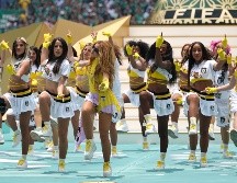 Miles de fans comenzaron a analizar cada minuto de la presentación de Shakira en el Estadio Ciudad de México para encontrar pistas. AP/E. Verdugo