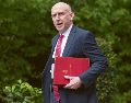 John Healey argumentó que el presupuesto previsto no responde a las amenazas actuales ni a los compromisos internacionales del Reino Unido. AP