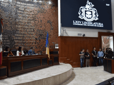 Diputados aplazan nuevamente Plan B y paridad en Poder Judicial
