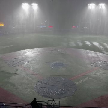 Entre las afectaciones reportadas se encuentran inundaciones en la zona VIP, así como en vestidores e ingresos al estadio. INSTAGRAM/charrosbeisbol