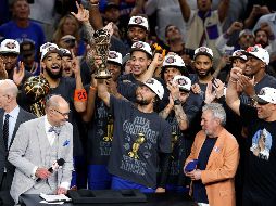 Con una actuación estelar de Jalen Brunson y una remontada en el último cuarto, Nueva York se coronó campeón ante San Antonio y volvió a la cima del basquetbol. AFP.