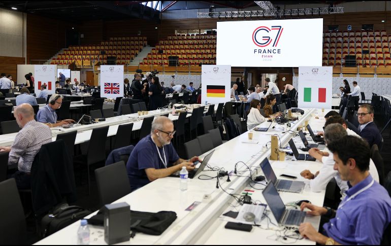 La cumbre del Grupo de los Siete (G7) comenzó el lunes en Evian, un poblado del este de Francia. XINHUA
