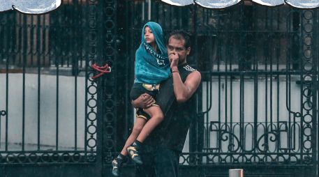 De continuar las condiciones meteorológicas actuales hasta el fin de semana, lo más conveniente será festejar a papá en casa, tal vez con una celebración más íntima. EL INFORMADOR / ARCHIVO