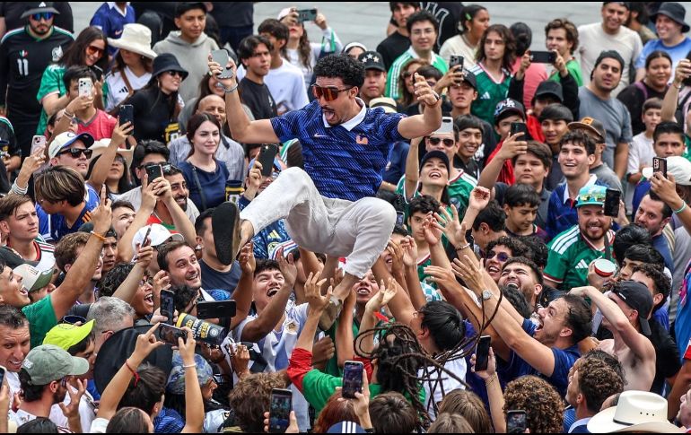 El tradicional grito de “¡Quiere volar!” se ha convertido en uno de los momentos más esperados del FIFA Fan Festival de Guadalajara. EL INFORMADOR/ A. NAVARRO.