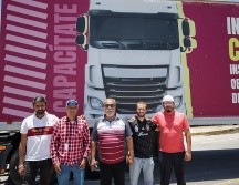 Estas autoridades fortalecen la formación de personal altamente calificado. IDEFT