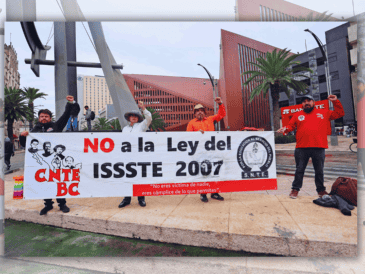 "La CNTE ha sido derrotada. La estrategia de presión-movilización-presión-negociación que habían utilizado con sucesivos Gobiernos para obligarlos a ceder ante su chantaje no funcionó", destaca Riva Palacio. SUN / ARCHIVO