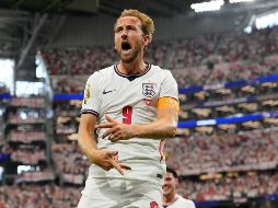 El capitán de los Tres Leones, Kane, firmó una tarde redonda marcando un doblete con el que llegó a diez tantos en la historia de los Mundiales. AP/ T. Gutierrez.