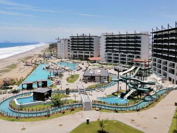 Dreams Estrella del Mar Mazatlán Golf & Spa Resort. GENTE BIEN • X. MARTÍNEZ.