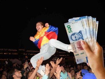 Tan solo en una semana, esto ha generado el Fan Fest en el Zócalo de la Ciudad de México. SUN / ARMM