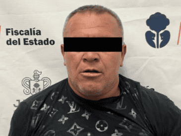 Javier Enrique "N" fue trasladado desde las instalaciones de la Fiscalía del Estado hacia un complejo penitenciario. ESPECIAL