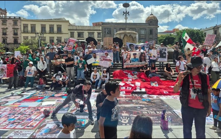 Centro Histórico de Guadalajara se llena de colectivos de búsqueda este jueves 18 de junio. EL INFORMADOR / M. HERNANDEZ