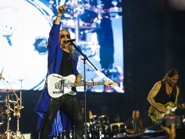 Fher Olvera de Maná durante el concierto en La Minerva / Foto: El Informador / J.Acosta