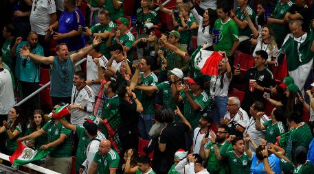 Más de 45 mil aficionados se reunieron está noche en el Estadio Guadalajara. EL INFORMADOR / J. ACOSTA