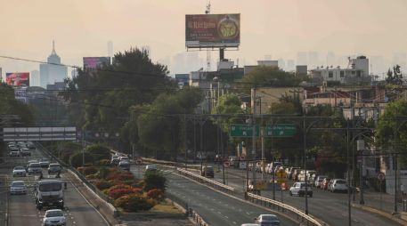 El programa Hoy No Circula se aplica de las 5:00 a las 22:00 horas en todas las alcaldías de la Ciudad de México y en tres zonas conurbadas del Estado de México. SUN/H. Salvador