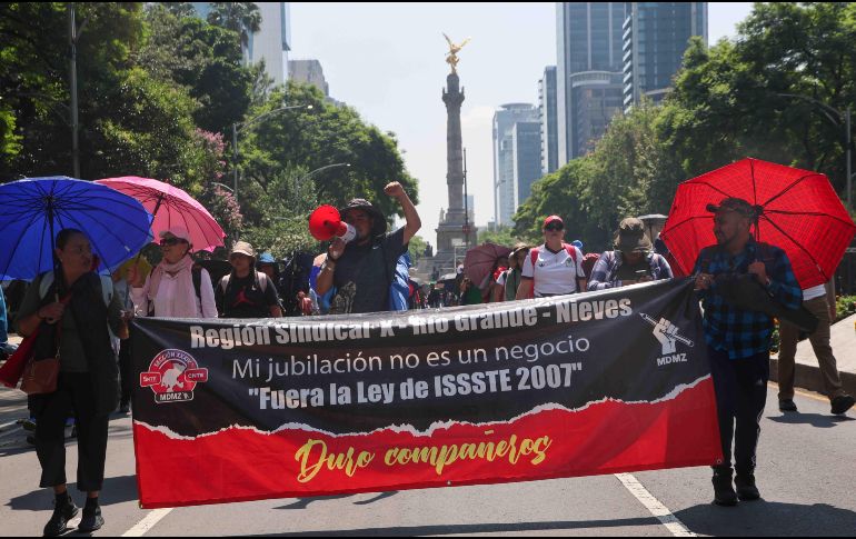Este viernes 19 de junio en CDMX se llevará a cabo la marcha de los integrantes de la Coordinadora Nacional de Trabajadores de la Educación (CNTE). SUN / ARCHIVO