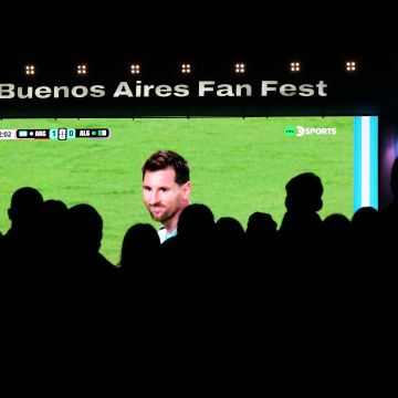 Poco después, la conductora aclaró que la información sobre el fallecimiento del padre de Messi, no estaba confirmada. AP/ARCHIVO