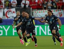 Matías Galarza celebra el gol de la victoria. EFE/M. Gutiérrez