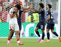 Can Uzun se lamenta del gol de Paraguay, que terminó por sepultar las aspiraciones turcas. EFE/B. Fanjoy