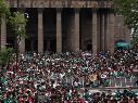 A través de sus redes sociales oficiales, la organización informó que este sábado el espacio abrirá sus puertas a las 11:00 de la mañana debido a las condiciones meteorológicas registradas en la ciudad. AFP / ARCHIVO