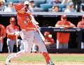 Sal Stewart. El novato brilló con un doble de bases llenas y seis impulsadas. AP