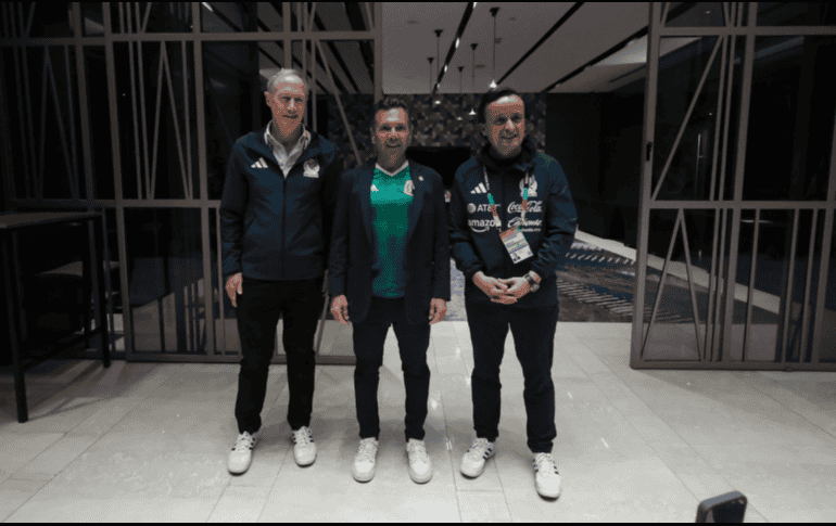Pablo Lemus despide a Javier Aguirre y a los seleccionados mexicanos tras su estancia en Jalisco. X / @PabloLemusN