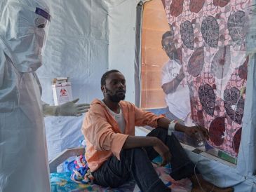 Se trata de la tercera peor epidemia de ébola de la historia registrada hasta la fecha. EFE/EPA/D. Dirole
