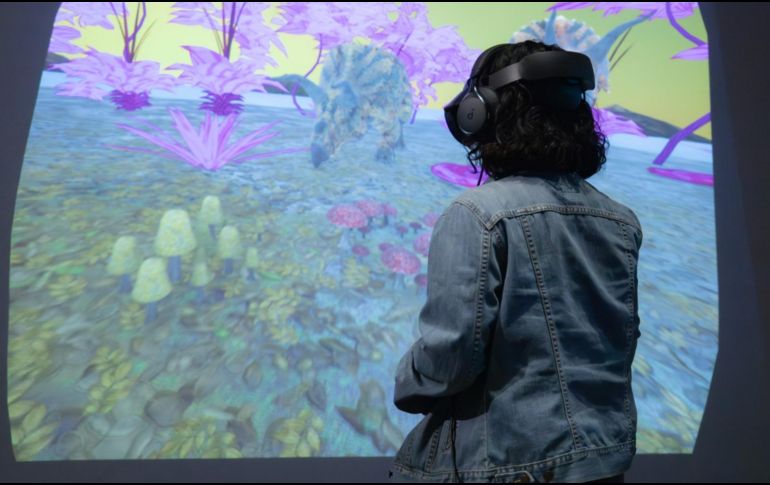 “Desierto recordado”, del artista regiomontano Isaías Herrera, invita al visitante a recorrer cuatro momentos de la historia del noreste mexicano mediante realidad virtual. CORTESÍA