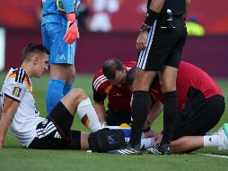 El alemán Nico Schlotterbeck recibe tratamiento tras sufrir una lesión en el partido contra Costa de Marfil, el sábado 20 de junio de 2025, en Toronto. AP / ARCHIVO