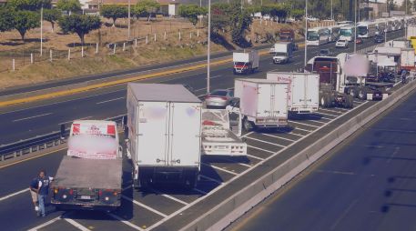 Descubre si Jalisco tendrá cierres viales por el paro nacional de transportistas programado para este miércoles 24 de junio. EL INFORMADOR / ARCHIVO