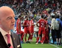 Jugadores de Jordania durante una de las pausas de hidratación en el Mundial 2026. EFE / Miguel Gutiérrez
