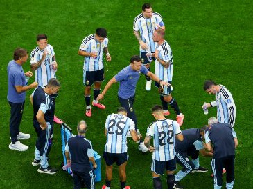 La mayor controversia del Mundial 2026 ha sido la introducción de pausas de hidratación en todos los encuentros, independientemente de la sede o las condiciones climáticas. EFE / Mariscal