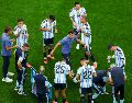 La mayor controversia del Mundial 2026 ha sido la introducción de pausas de hidratación en todos los encuentros, independientemente de la sede o las condiciones climáticas. EFE / Mariscal