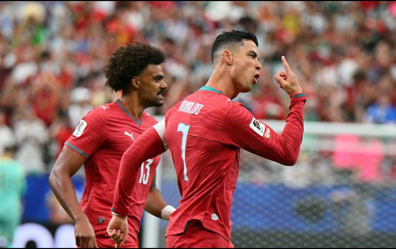 CR7 anota al inicio del partido vs Uzbekistán y amplía su récord de anotaciones en Mundiales. EFE / S. Wasson