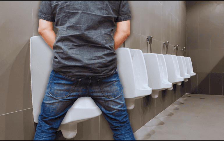 En el caso específico de los hombres, la glándula prostática tiene una influencia crucial; una inflamación severa, conocida médicamente como prostatitis, genera un dolor intenso y persistente durante cada micción. ESPECIAL / CANVA