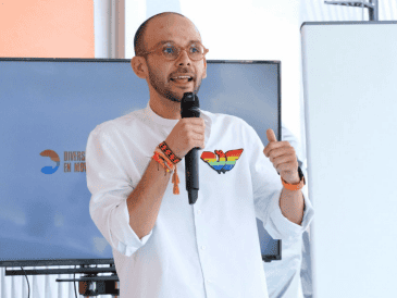 En el marco del Día del Orgullo LGBT+, 38 jóvenes de todas las regiones y distritos jaliscienses recibirán información técnica de procesos legislativos. ESPECIAL