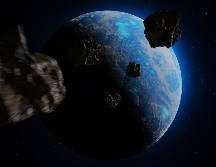 Los impactos de asteroides tan grandes son extremadamente raros, pero las rocas de tamaño pequeño y mediano son mucho más comunes en el sistema solar -y aun así pueden causar daños graves. Unsplash